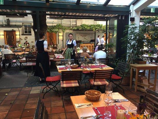 Breuer's Rudesheimer Schloss