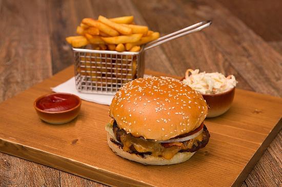 Bedivere Eatery & Tavern