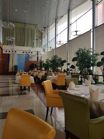 Le Central Restaurant