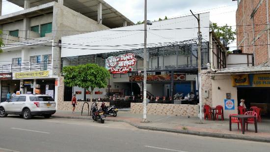 Super Arepas Don Carlos Parrilla
