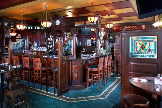 Fionn MacCool's Irish Pub