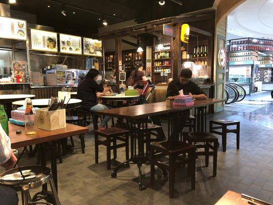 Samosorn Thai Local Food Hall