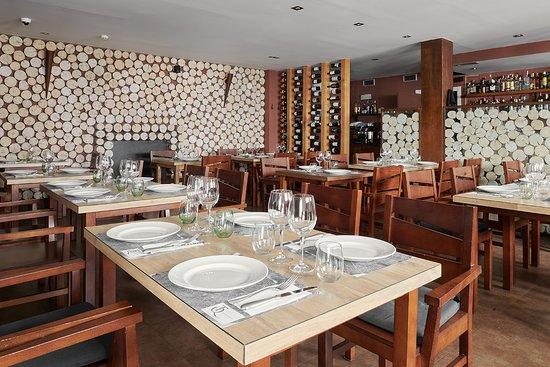 Restaurante Tres Quinones