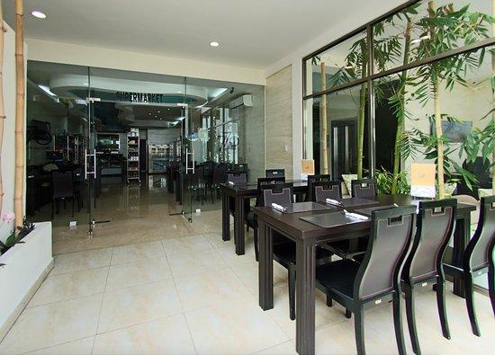 770 Kosher Restaurant