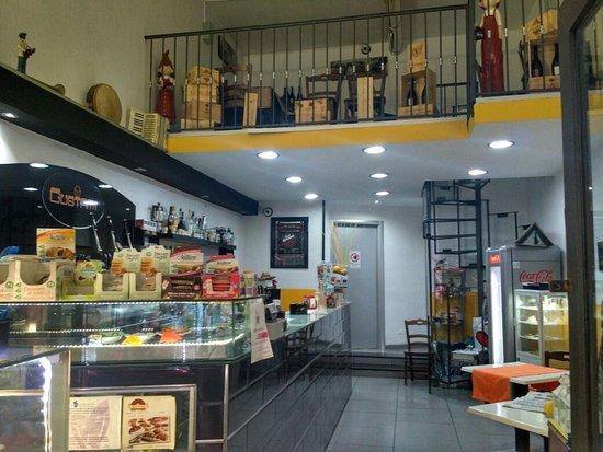 Bar-Paninoteca Gustami