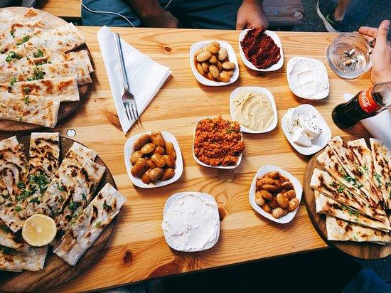 Lemon Cafe und Feinkost