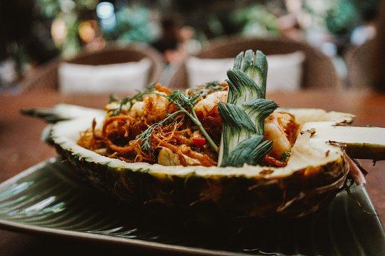 The FACES Gallery & Gastro Bar