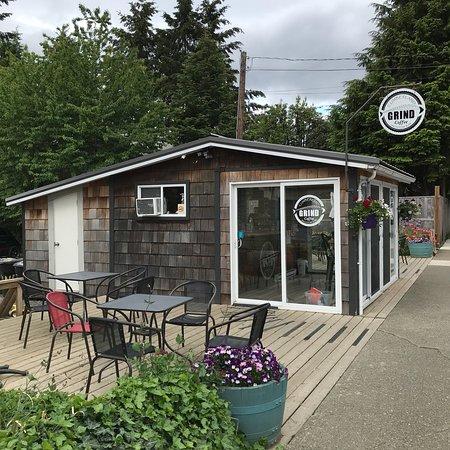 Cumberland Grind Espresso & Smoothie Bar