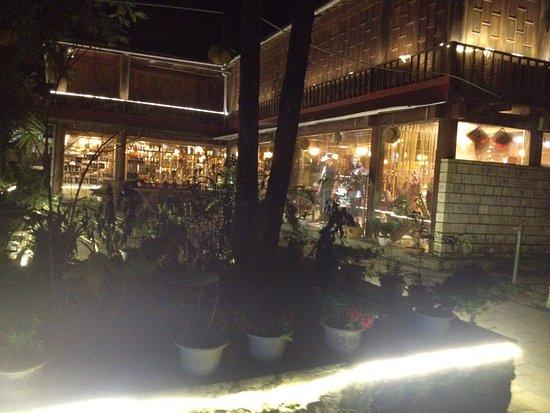 The Light Coffee & Restaurant