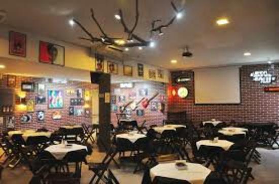 Rocket 07 Pub e Restaurante