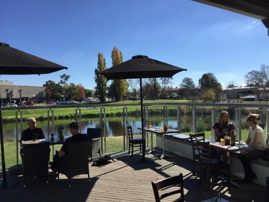 Riverbank of Queanbeyan Cafe