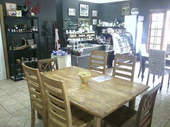 Allumbah Pocket Cottages Cafe