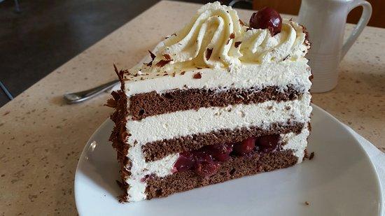 Vinbrux Bakery & Kaffeehaus