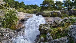 Cascada Del Hornillo
