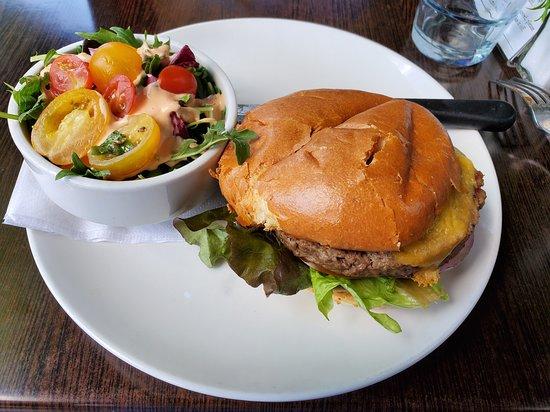 Thirsty Lion Pub & Grill