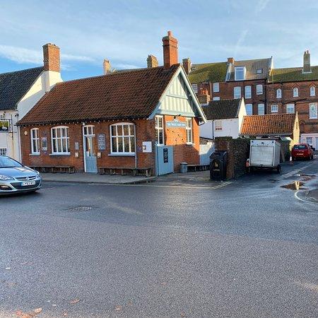 The White Hart Pub and Pizzeria