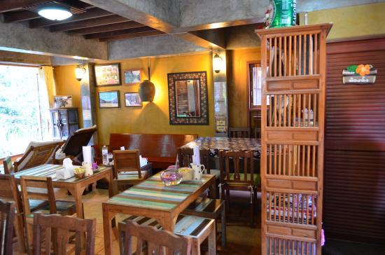 Lung Pud Pa Peng Coffee House