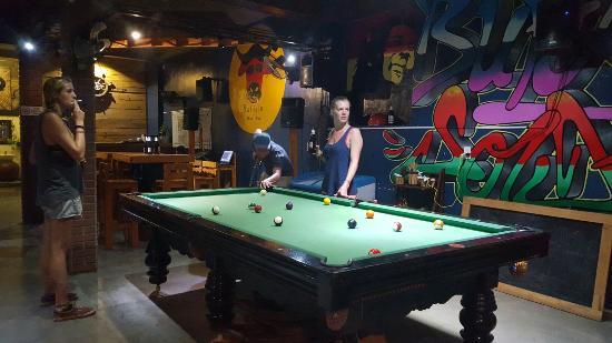 Buffalo Pub & Hostel