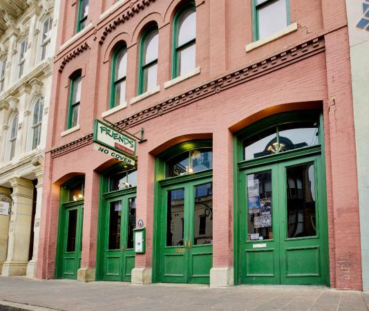 Friends Bar