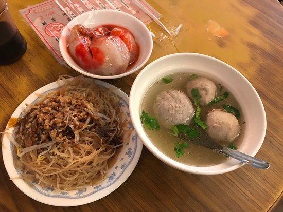 A Cheng Hao Rice Noodles