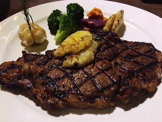 EPL Steakhouse & Lounge