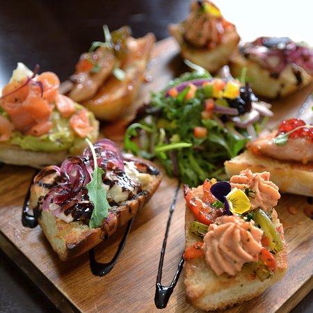 Kirk View Cafe & Bistro