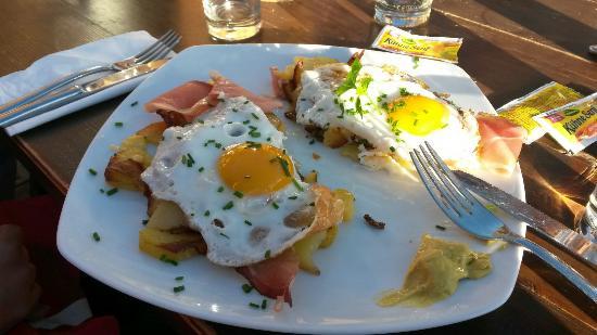 Utia L'tama Di Pitscheider Chistof & Co