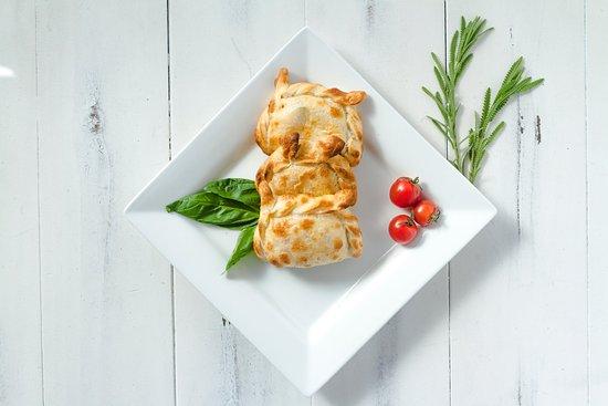 Las Charruitas Empanadas