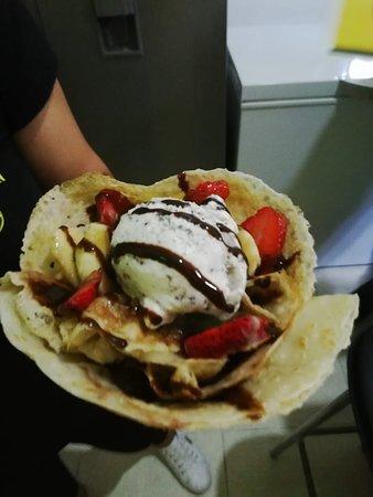 La Crepería Parilla