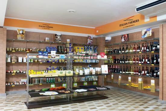 La Casa del Pellegrino Santuario del Volto Santo