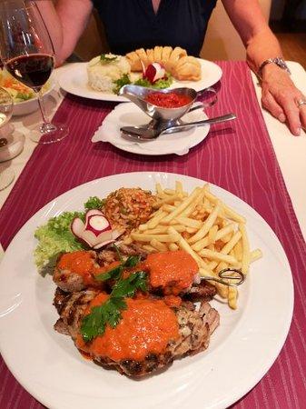 Athena Konigin Luise