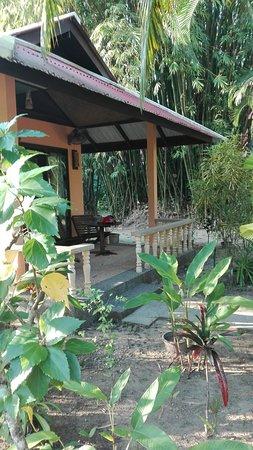 Lakeview Bungalows Restaurant