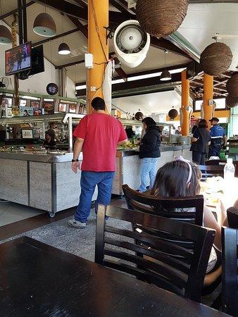 Barbatanas Peixe Bar