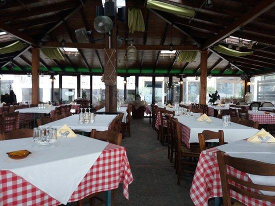 Odysseas Tavern Ouzeri