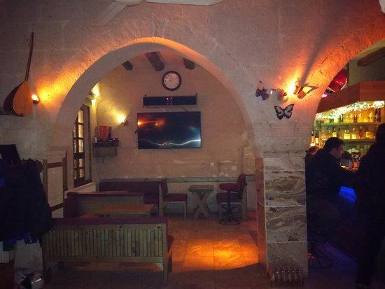 Kervanhan Karmina Bar