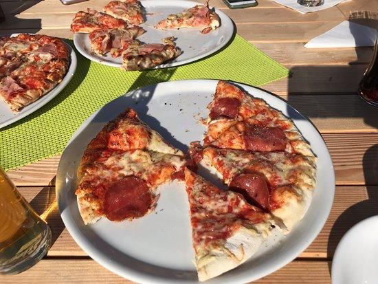 Eysenstain Longe Bar Cafe