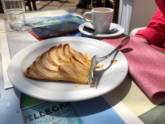 Les Marches de la Croisette