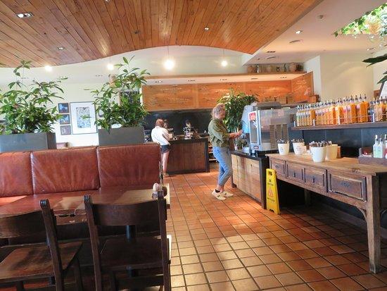 Nando's Fife Leisure