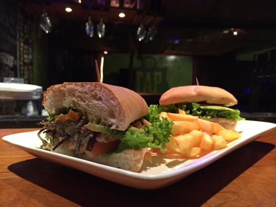 Tap House Santa Teresa