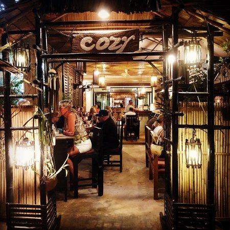 Cozy Restaurant And Bar
