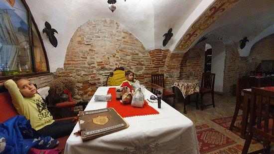 Medieval Cafe Restaurant