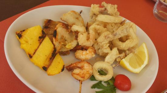 Ristorante Pizzeria Gelateria L'anguilla C'e