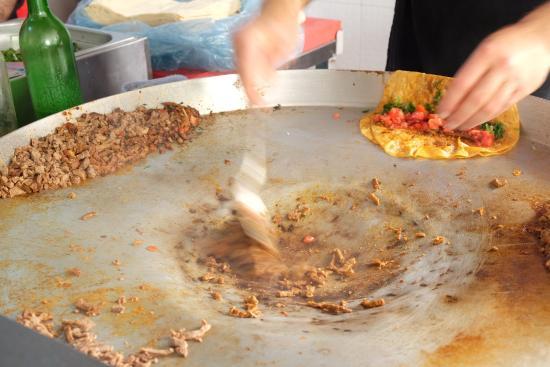 Oz Mersin Tantuni ve Biftek Salonu