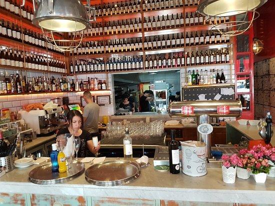 Divina Italia el Charco