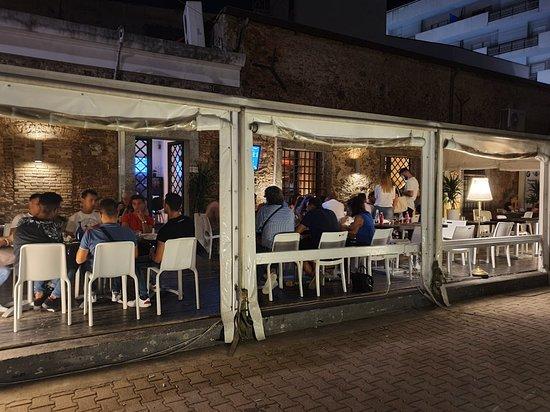 Gioja's Music Hall Lounge Bar Pizzeria