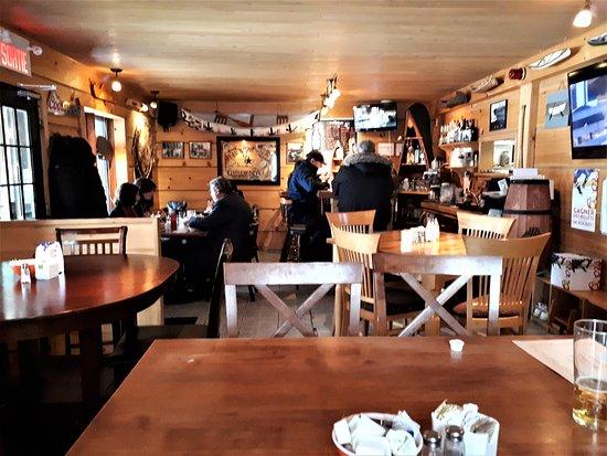 Bistro Le P'tit Canot