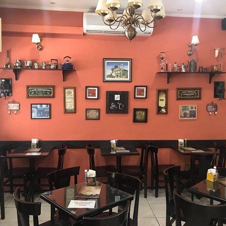 Café Gourmet Le Caffè Cafeteria