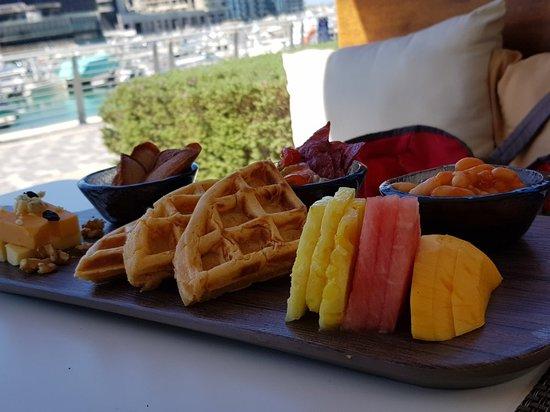 Waterlemon restaurant and cafe