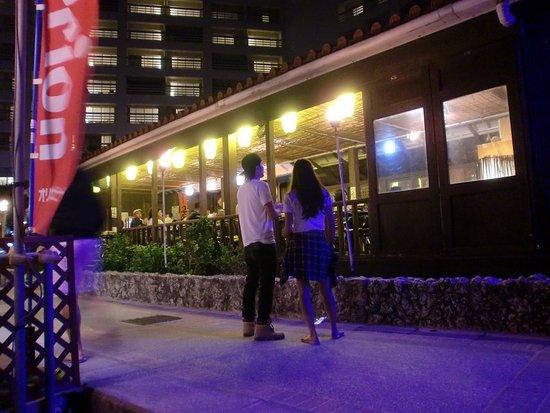 Seaside Izakaya Shimauta