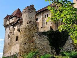 Zamek w Bydlinie
